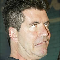 American Idol judge Simon Cowell has denied being disrespectful to the victims of the Virginia shootings during Tuesday night's show.