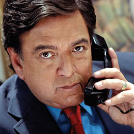 New Mexico Governor Bill Richardson officially entered the 2008 presidential race Monday.